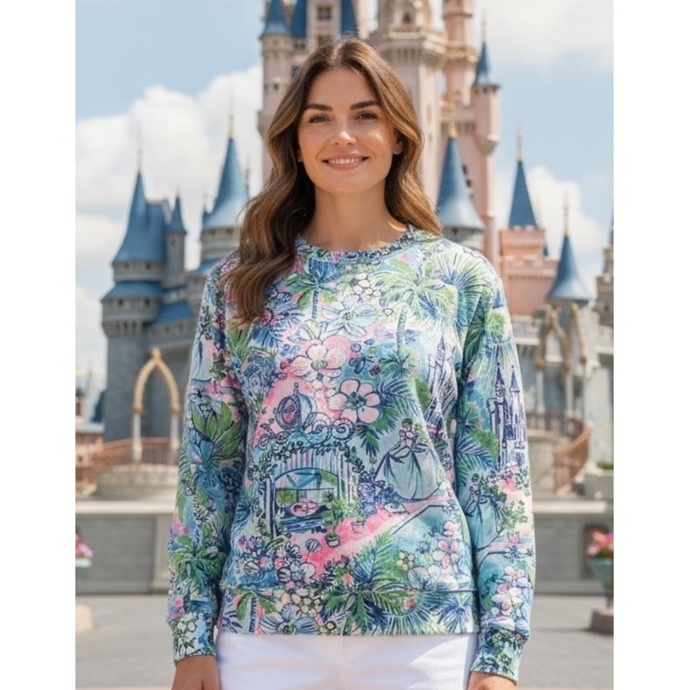 Lilly Pulitzer Loves Disney Cinderella Sweatshirt size XS Oversized X Small RARE